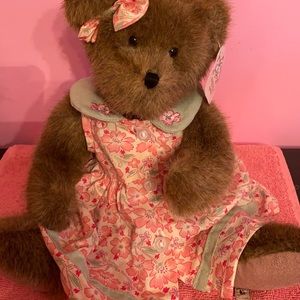 Boyd Bear.. meet Kayla